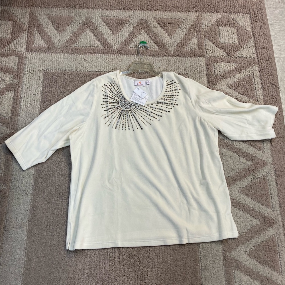 Quacker Factory New With Tags Velour Top